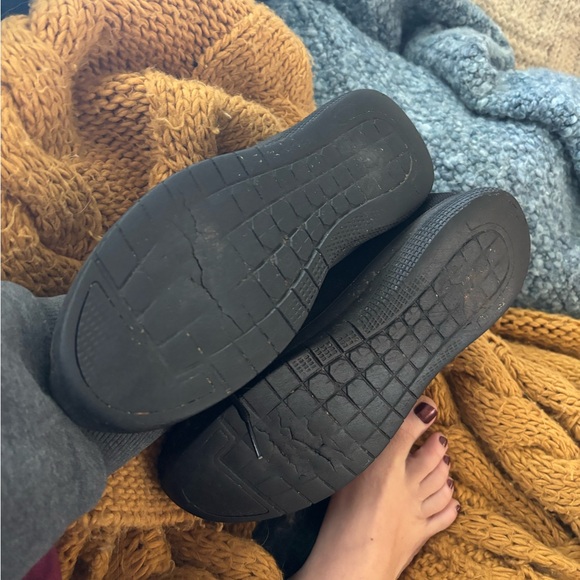 Well Worn Womens Shoes - Picture 3 of 4